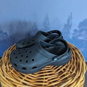 Crocs size 8